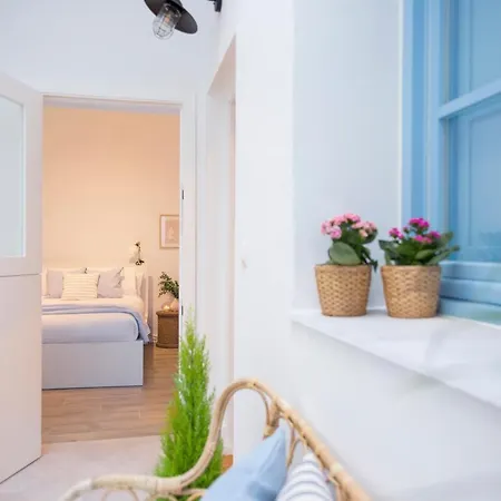 Apartment Centro Blue Window *